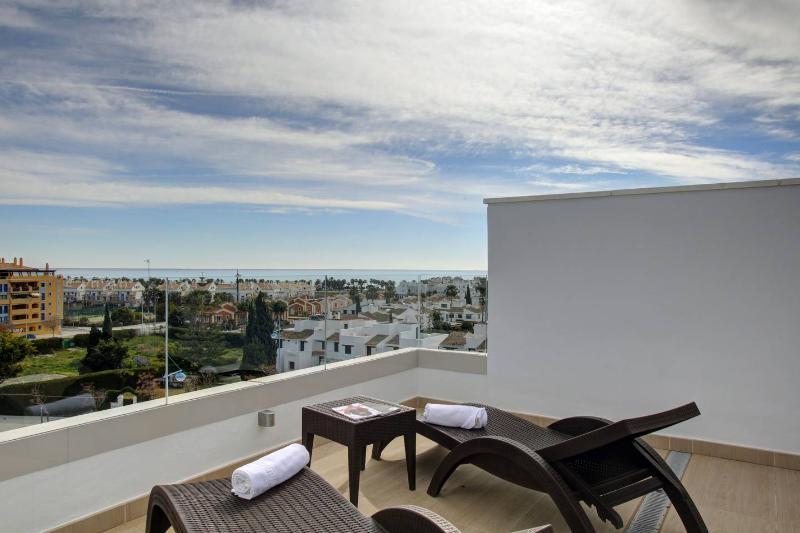 Aqua Apartments Vento, Марбелья Экстерьер фото